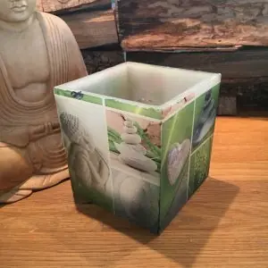 Buddhawindlicht – Buddha mit Steinen